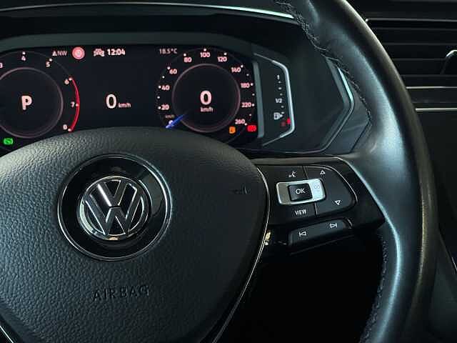 Volkswagen Tiguan Allspace *Allspace*1.5 TSI*DSG*Highline*R-Line*CAM*